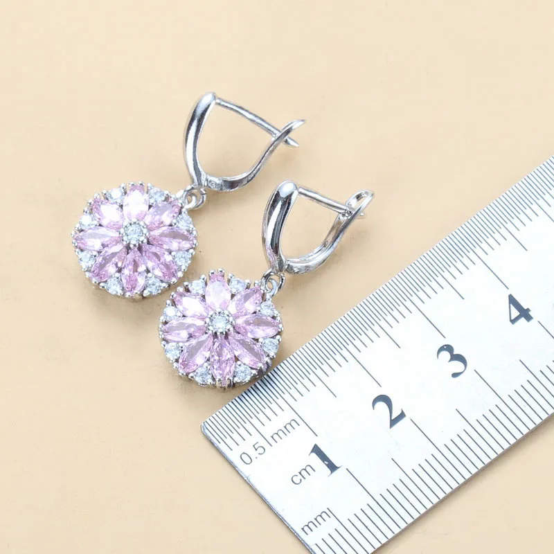 Женский костюм с розовым цветком серьги подвески серебристого цвета кубическим