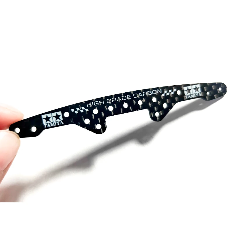 передняя пластина с надпись