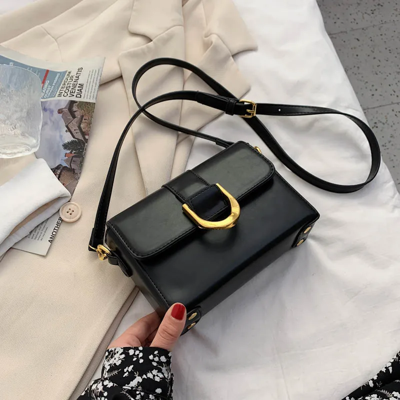 Маленькая квадратная дамская сумочка Модный повседневный мессенджер в стиле