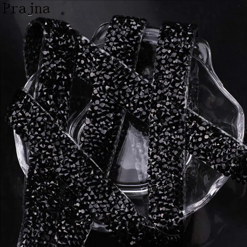 Праджня с украшением в виде кристаллов Стразы клей поясом и украшение 1 5 см