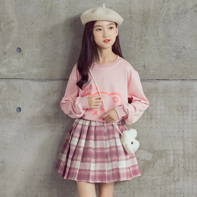 Костюм детский из пуловера с длинным рукавом и плиссированной юбки в клетку на