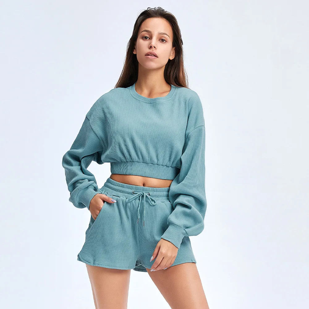 

Simpold 2 PCS Synthetic Sports Clothing Autumn Full Sleeve Crop Top Outwear Cotton Workout Set Running Shorts TZ4404