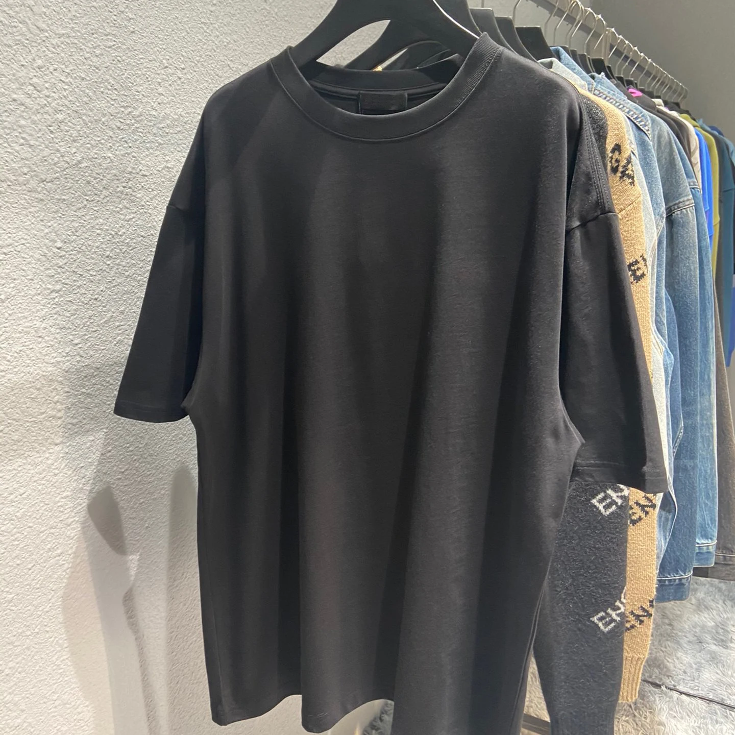 

Футболка женская оверсайз, толстая хлопковая тенниска с коротким рукавом, одежда черного цвета