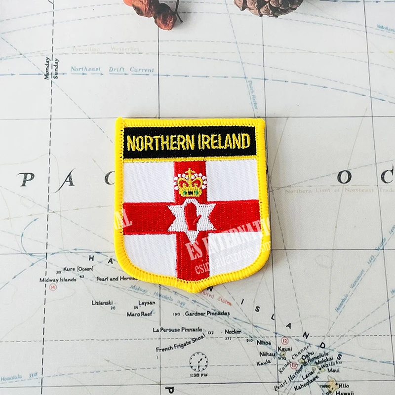 Вышивка с изображением национального флага Северной Ирландии | Дом и сад