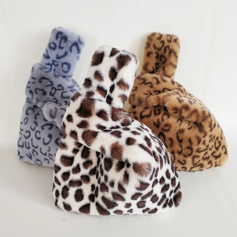 

Women Leopard Faux Fur Small Bag Soft Plush Lady Fashion Winter Leopard Print Handbag Party Christmas Gift Warm Fur Bags
