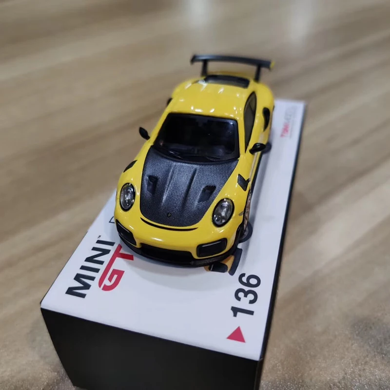 

1:64 Simulation Alloy Car Model Static Car Model Collection Gift Decoration