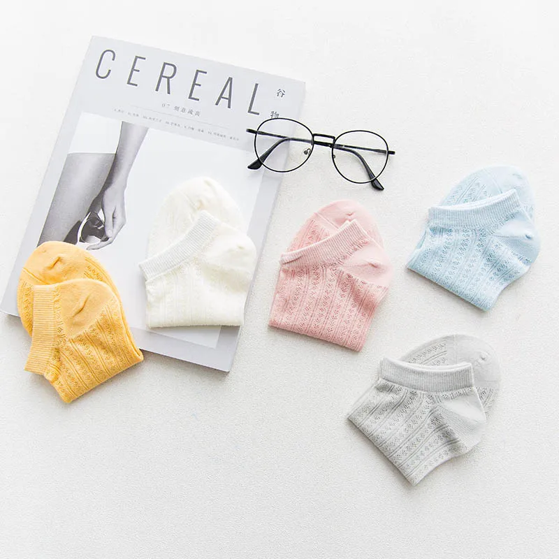 

Japan Creative Fresh Hollow Out Solid Warm Harajuku Socks Candy Color Sweet Socks Fashion Fishnet Cotton Art Socks Women Sokken