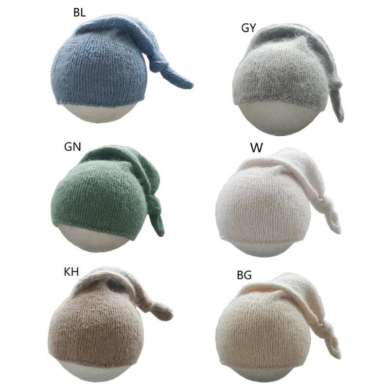 

Детская шапка-бини с узлом и хвостом