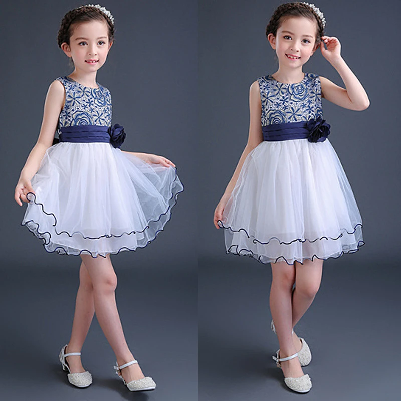 Детское винтажное платье принцессы кружевная цветоная аппликация многослойные