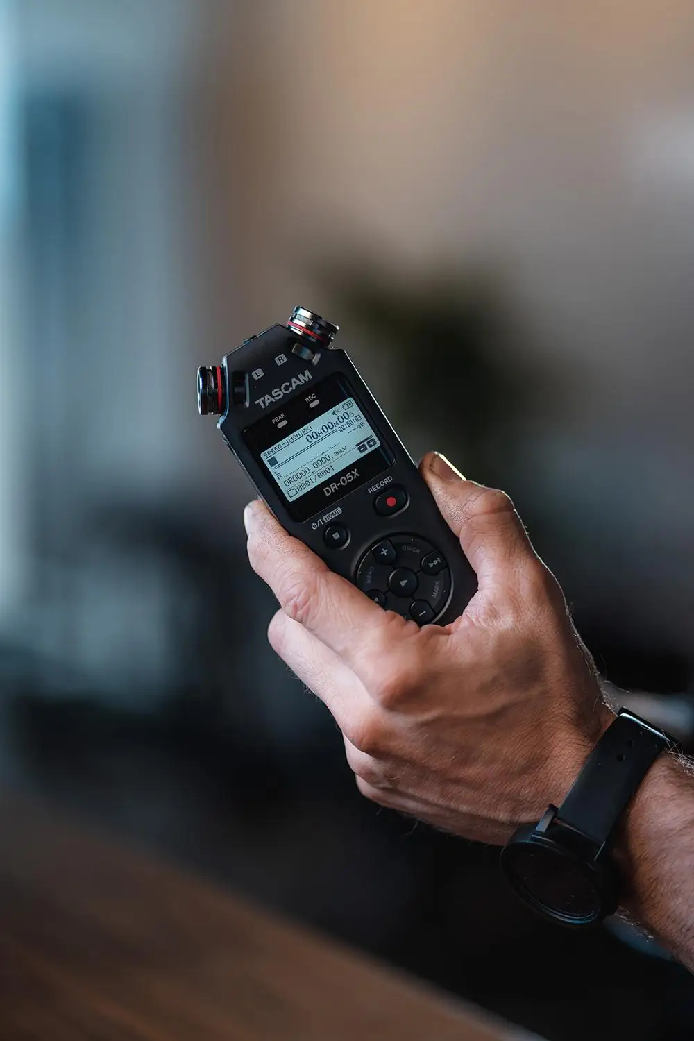 TASCAM DR-05X улучшенная версия DR-05 Портативный цифровой диктофон звукозаписывающее