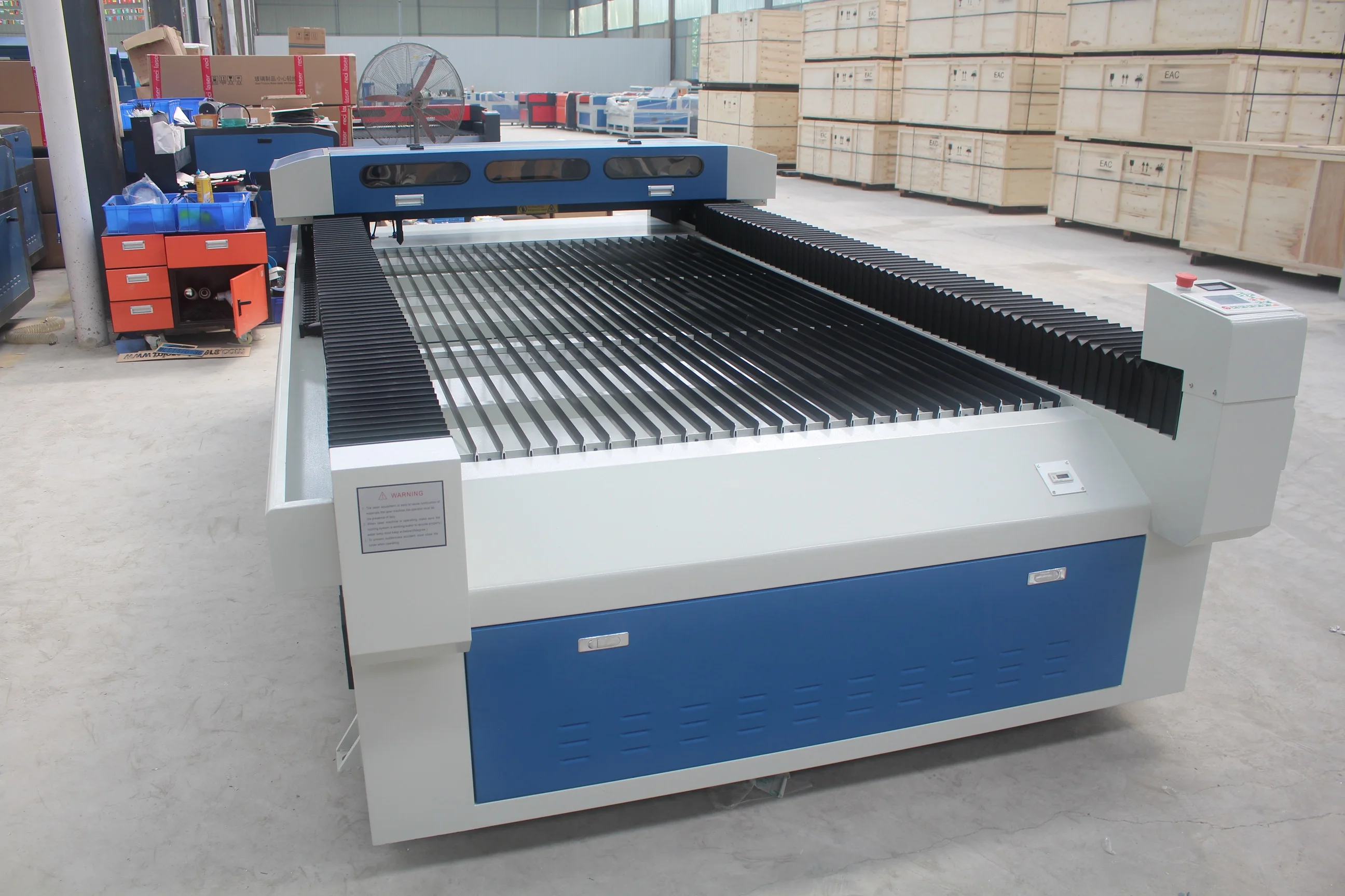 Машина для лазерной резки с двумя головками размер кровати 1300*2500 мм цена |