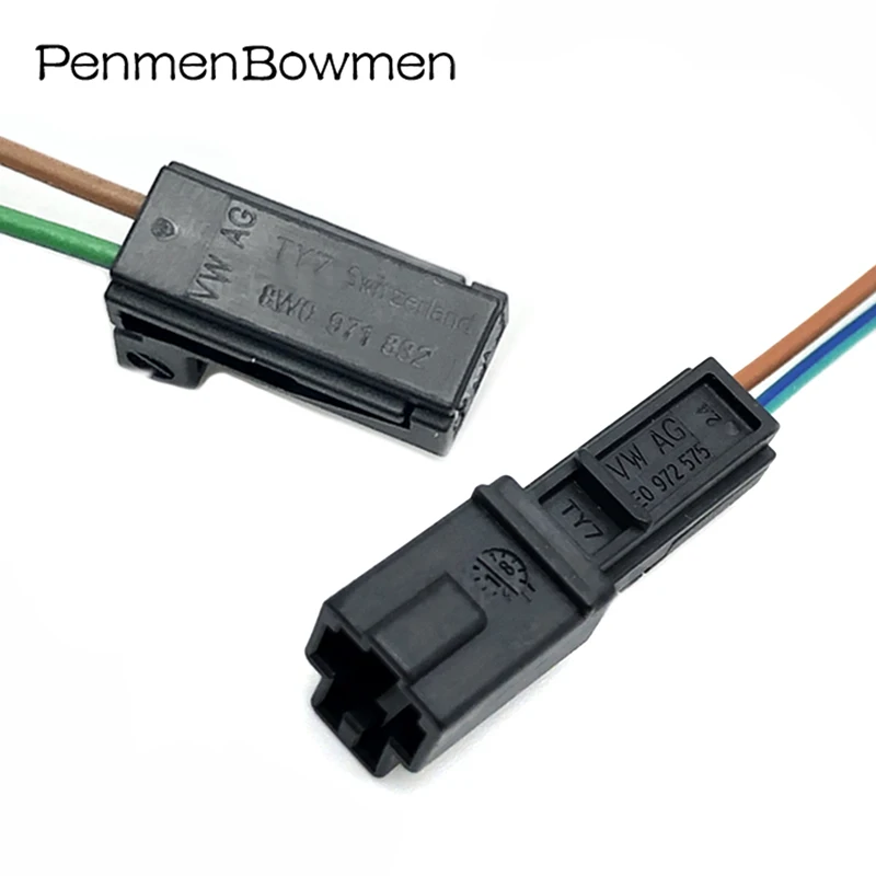

2 Pin 4E0 972 575 Auto License Plate Light Plug Female Male Electronic Connector Wire Harness For 8W0 971 832
