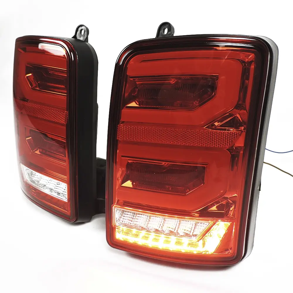 Фонари задние светодиодные (LED) в стиле Range Rover красные для Лада Нива 4x4 (2121 21213 21214 2131