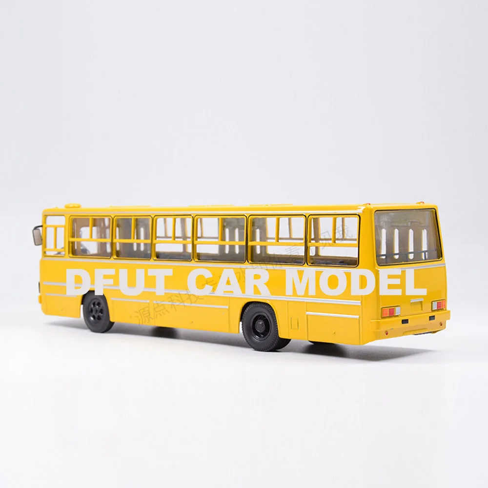 Игрушечный автомобиль из сплава в масштабе 1:43 Советский Союз Россия Ikarus-260 |