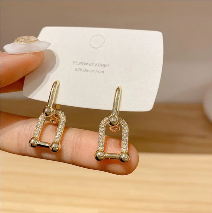 Женские серьги в форме буквы U из микро циркония Новое поступление