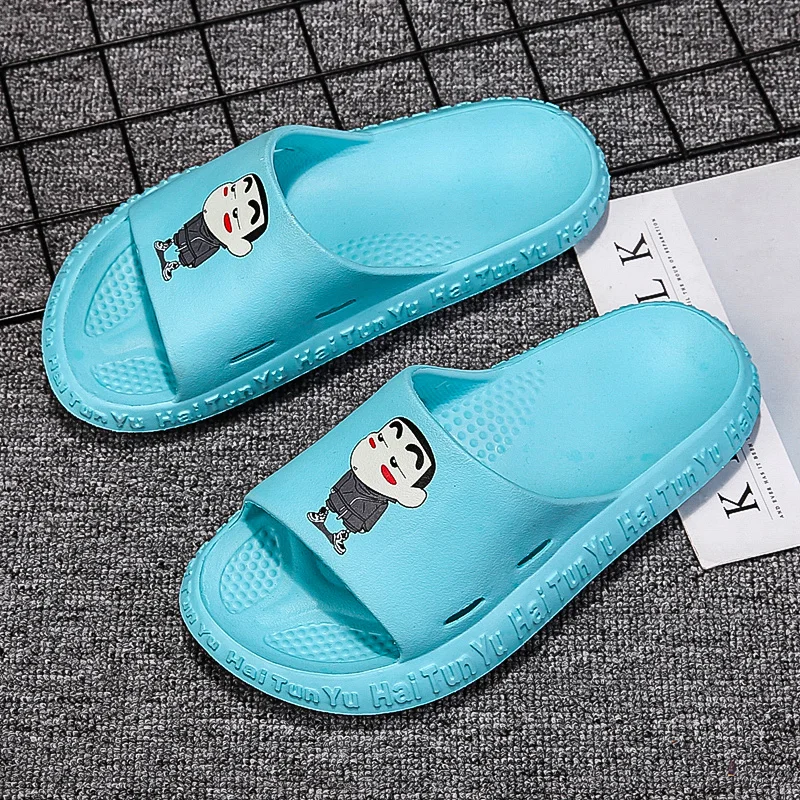 

Summer Hot Sell Cartoon Slippers Casual Men Shoes Japan Korean Style Sandals Indoor Non-Slip Home Zapato Light Beach Scarpa A27