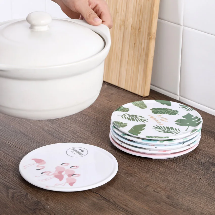 1 шт. Симпатичные фарфоровые пластиковые подставки под чашки с фламинго коврики