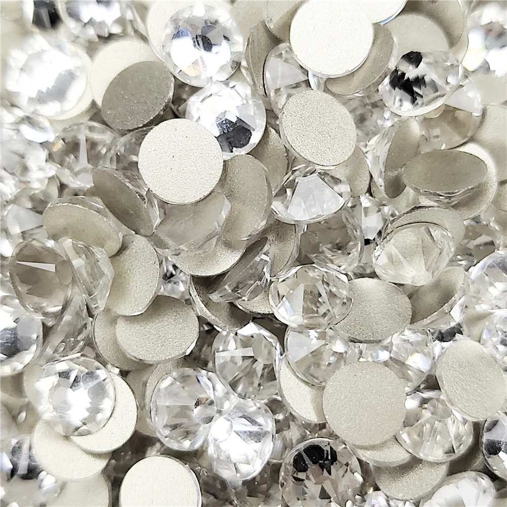 Сверху Блестящие кристаллы AB/Clear 8 большой + небольших граней с плоской задней