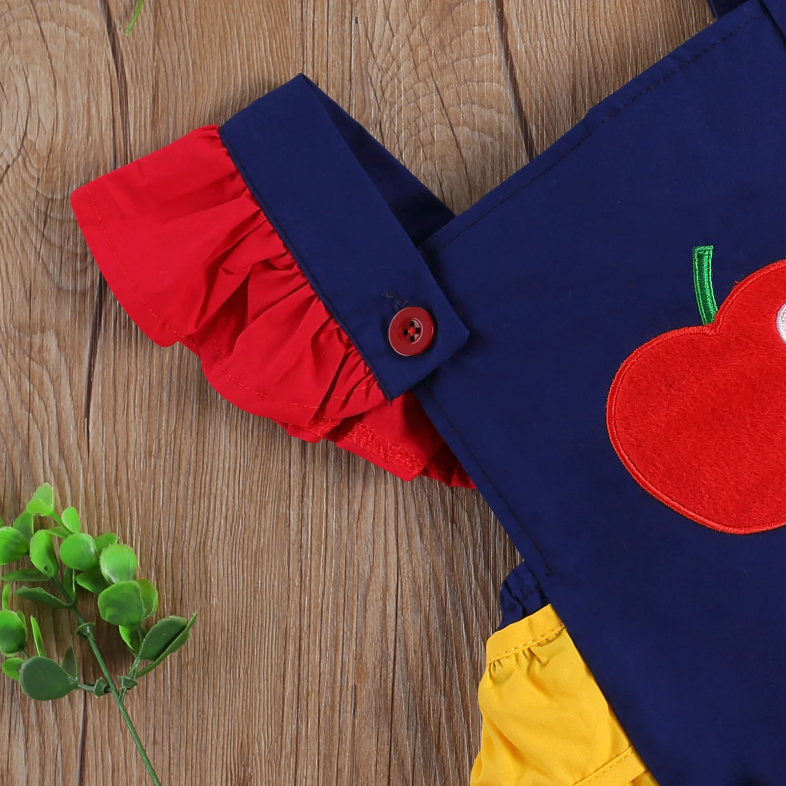 Детская одежда для девочек милый комбинезон с оборками без рукавов открытой