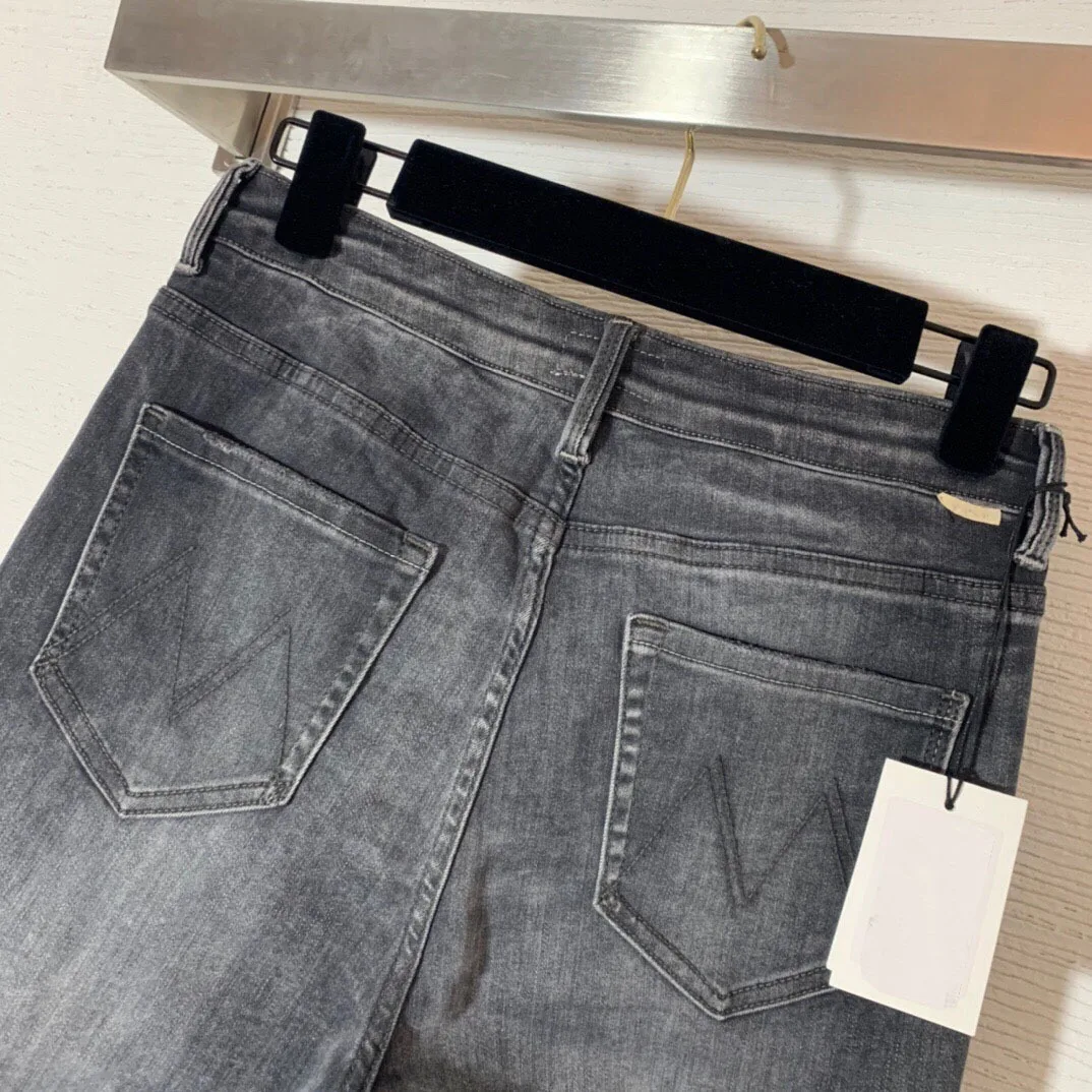 

Hoge Kwaliteit Nieuwe Knop Brief Single-Breasted Ontwerp Broek, harige Baard En Micro-Uitlopende Wijde Broek Jeans
