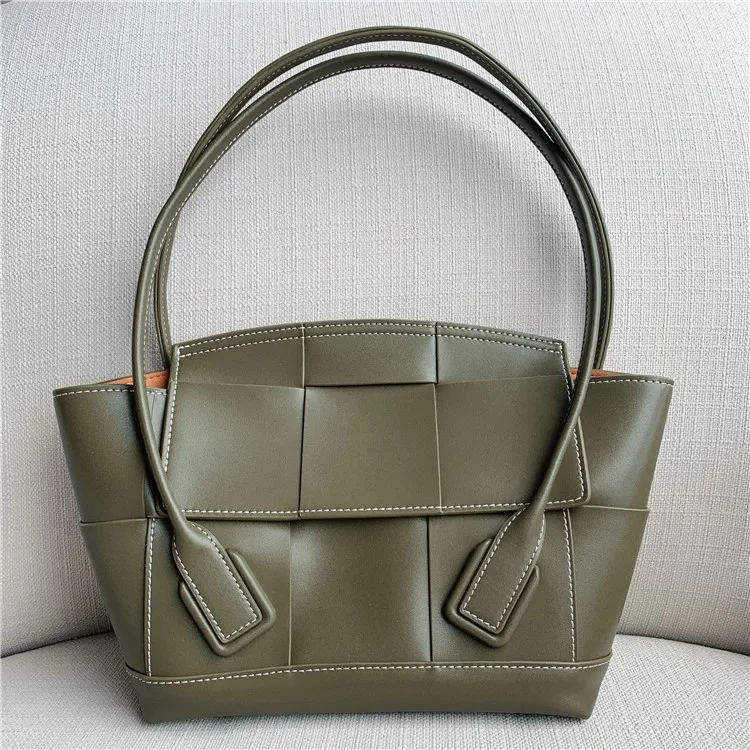 2019 Осенняя женская сумка на плечо из натуральной плетеной кожи высокое качество