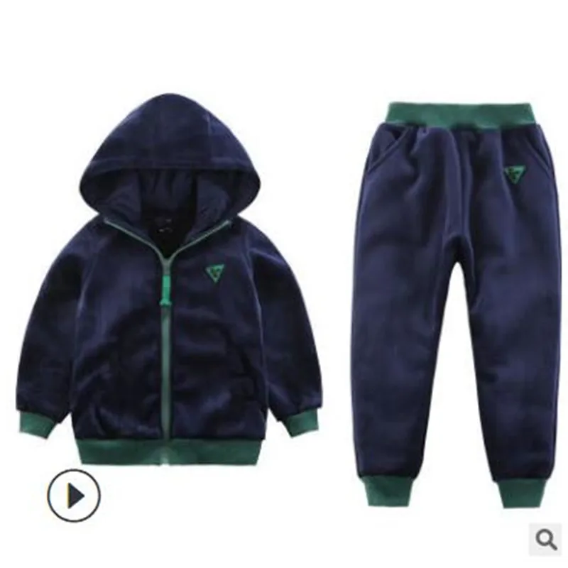 Трикотажный джинсовый костюм для мальчиков с длинным рукавом и капюшоном на