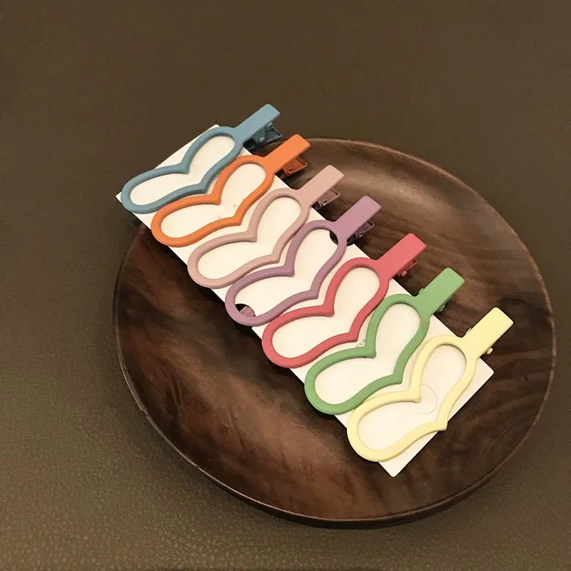 

Multi-size Vacuum Plating Color Opening Horn Bell Christmas Element Pendant Dance Bell 2021 New Fashion