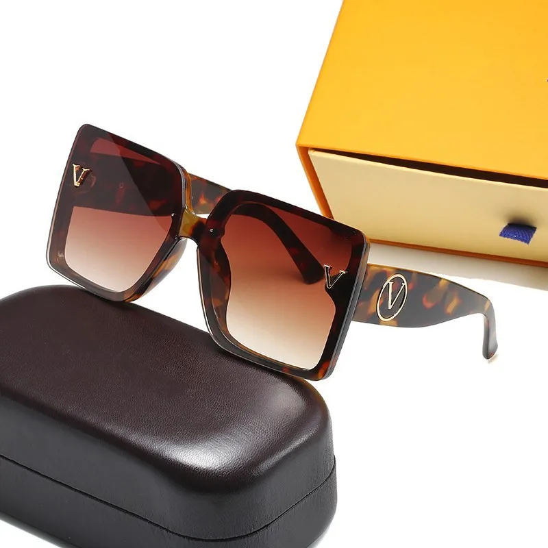 

2021 Hot Women Luxury Brand Designer Fashion Square Sunglasses Unisex Outdoor Shades Ladies Sun Glasses Male Eyewear Gafas UV400