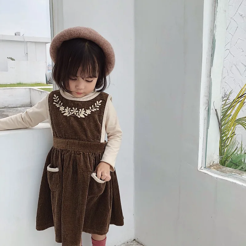 Платье для маленьких девочек осеннее платье без рукавов с цветочной вышивкой