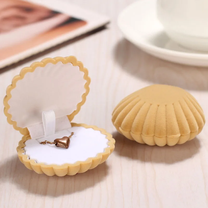 

Новая популярная коробка фланель для ювелирных изделий, коробка для серег, коробка для драгоценностей, подарочная упаковка, коробка фланел...