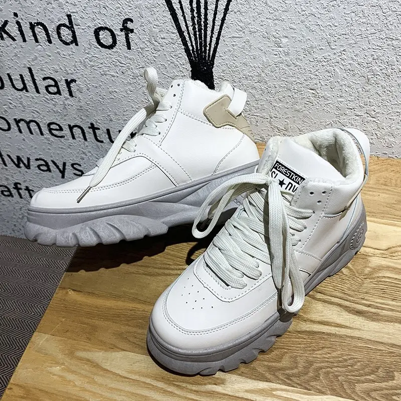 

2020 New Thick Bottom Women's Boots Plus Velvet Mid-cut Non-slip Walking Shoes Outdoor Trend Women Causal Sneakers All-match