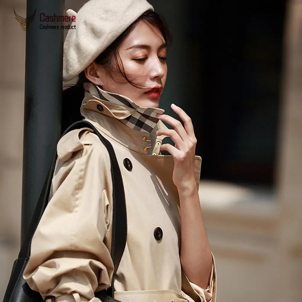 Женская двубортная ветровка на шнуровке средней длины в британском стиле для