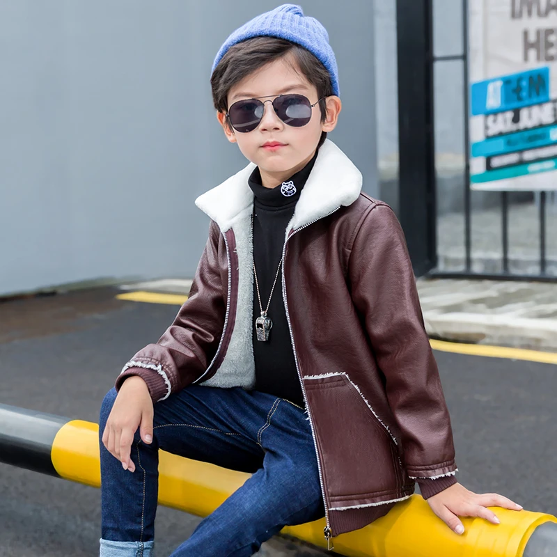 Куртка для мальчиков из искусственной кожи осенне зимнее меховое пальто