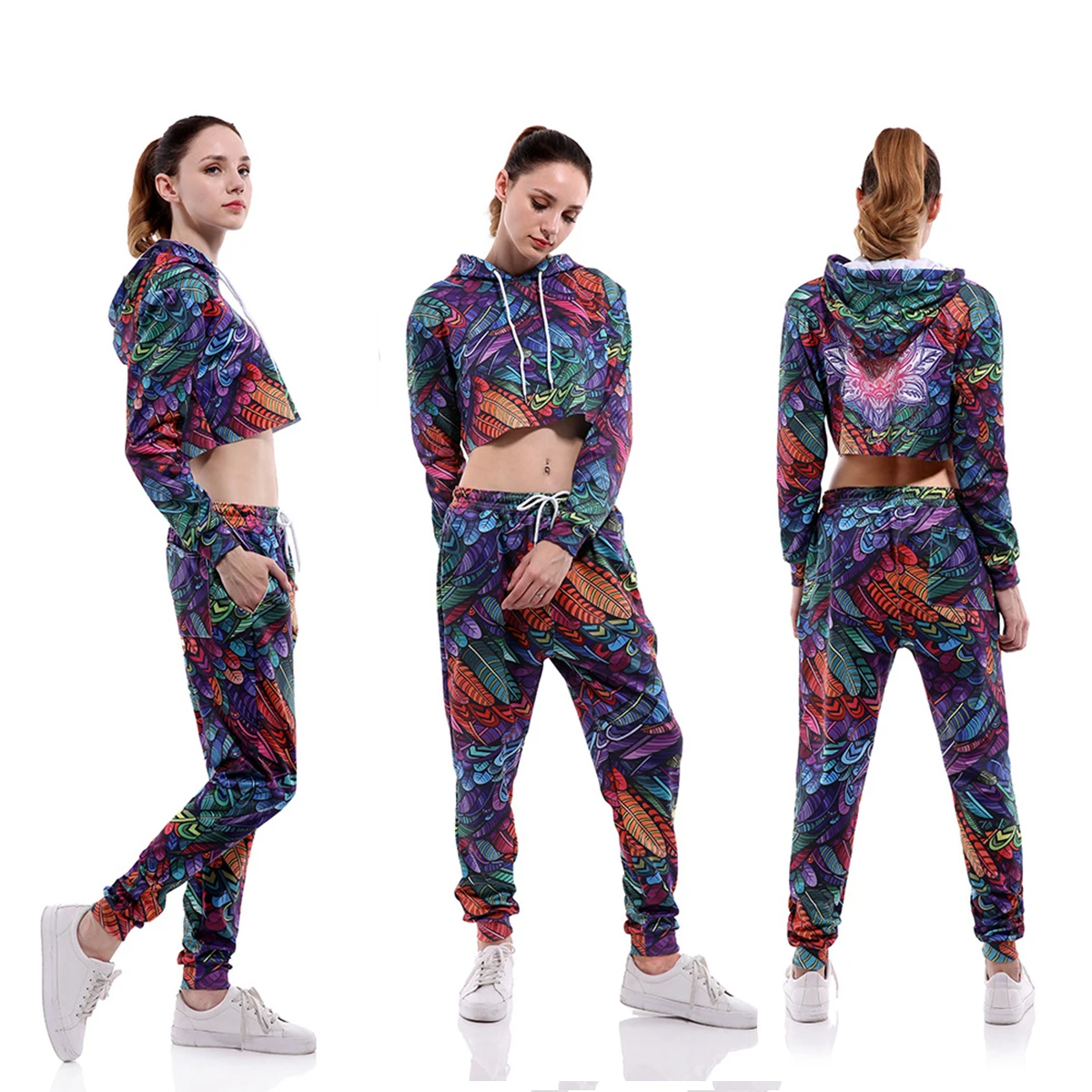 

Комплект из двух предметов, пуловер с капюшоном и принтом пупка