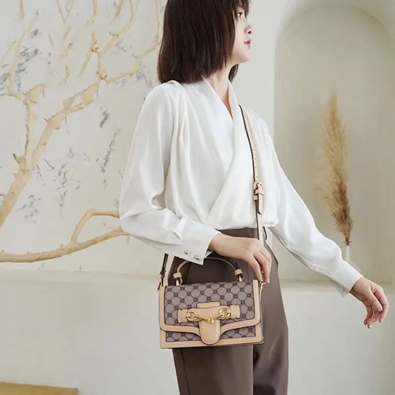 Женская сумка 2020 модная женская через плечо из искусственной кожи с замком Новые