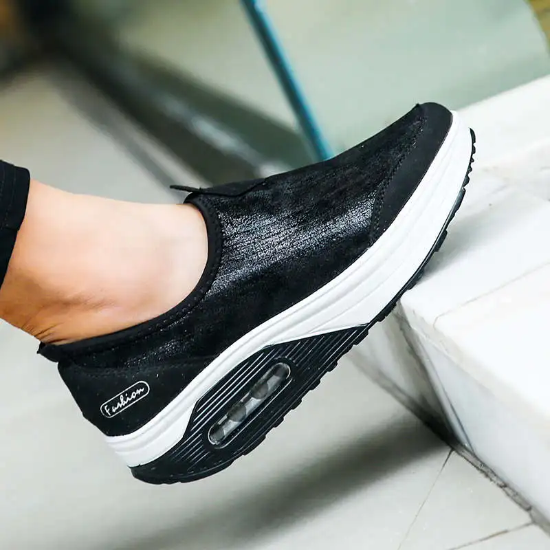 

Thick Bottom Sneakers Women Lightweight Sport Sneakers Woman Low Top Leather Running Shoes Air Cushion Women's Sports Shoes 229G