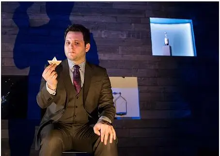 

2020 in & of Itself by Derek Delgaudio, Magic Tricks