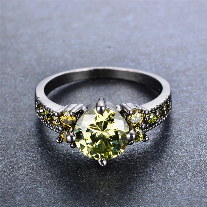 Женское Винтажное кольцо с зеленым камнем маленькое обручальное 14 карат черное