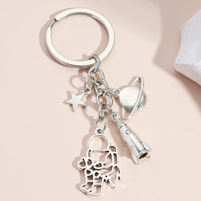 1Pc New Arrival Rocket Spacecraft Alien UFO Charms Keychain Planet Astronaut Keyholdert Making Men Gift Jewelry Supplies | Украшения и