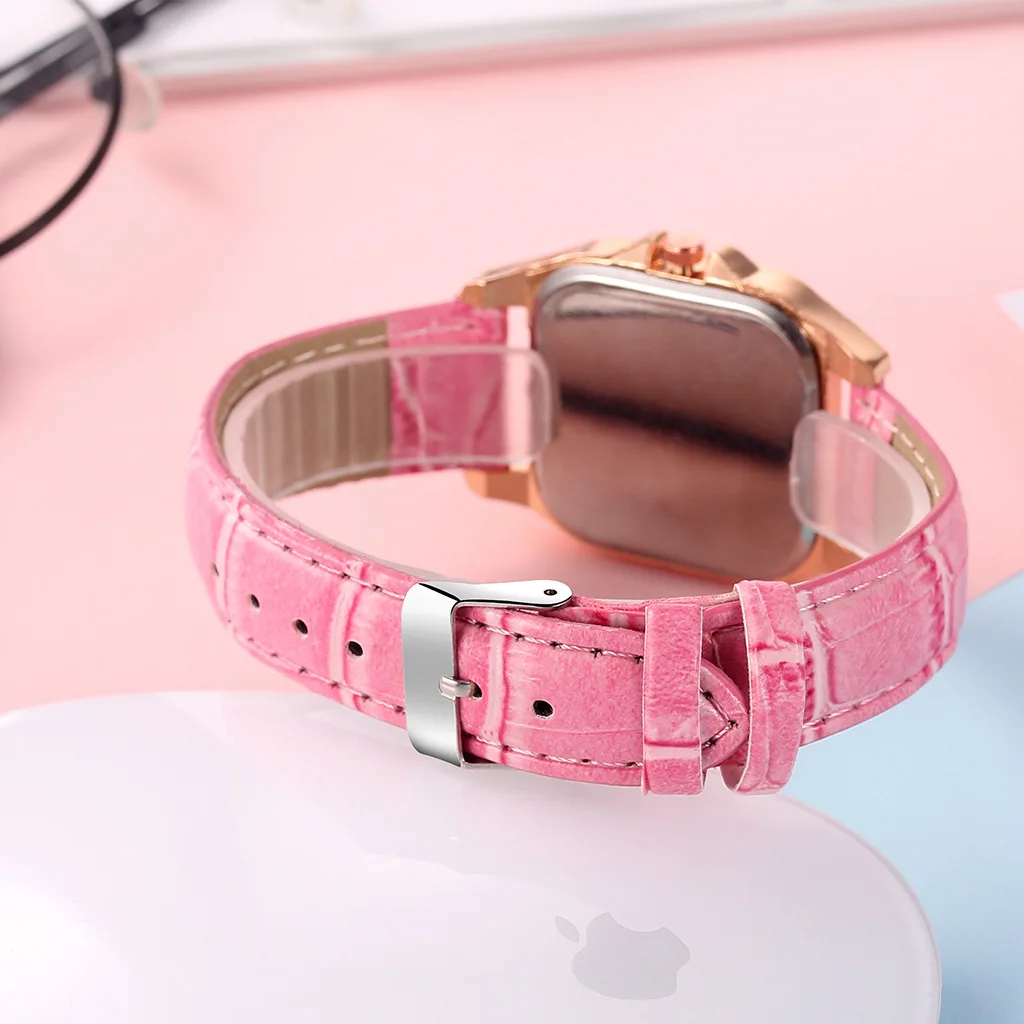 

Luxury Fashion women's Watch Waterproof Square Diamond Roman Digital Ladies Quartz Watch Pink Women's Watches Dropshipping Gift