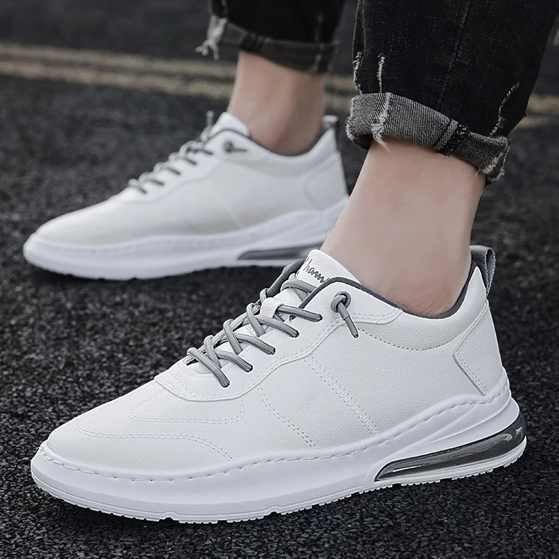 

New men's shoes Korean version of the trend of sports and leisure men's shoes white shoes fashion cushion trendy shoes for men
