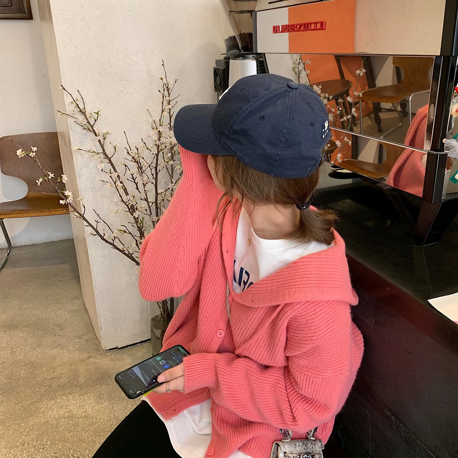 

EBAIHUI Women 2021 Fashion Loose Fitting Cropped Knit Cardigan Sweater Vintage Long Sleeve Button-up Female Outerwear Chic Tops