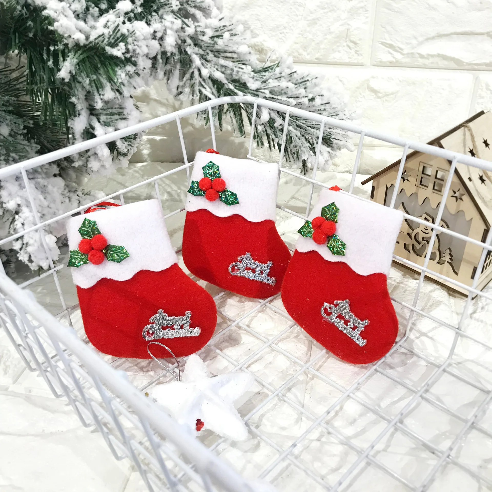 

5pcs/lot Christmas decorations Christmas gift socks Christmas tree pendants