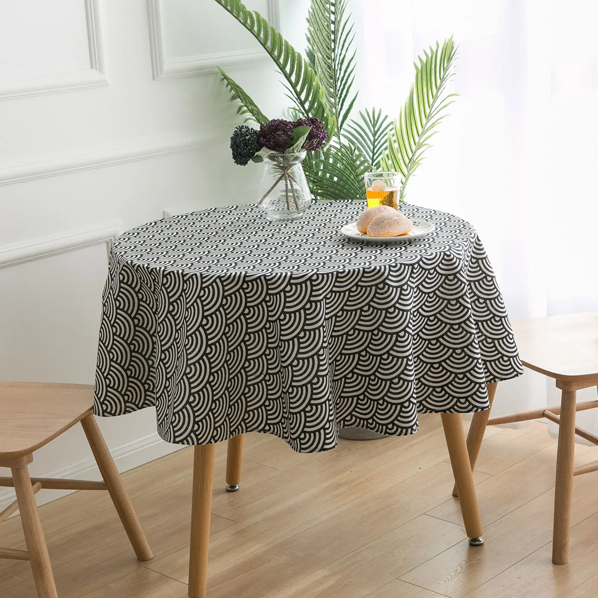 

Cotton Linen Janpan Style Wave Printed Round Tablecloth Navy Blue Table Cover Decoration for Dining Table Party Banquet Outdoor