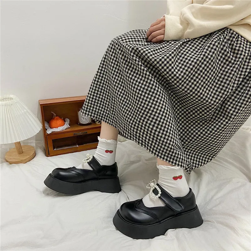 

Retro Woman Shoes Clogs Platform Soft Shallow Mouth Oxfords Round Toe Casual Female Sneakers British Style Creepers New Leather