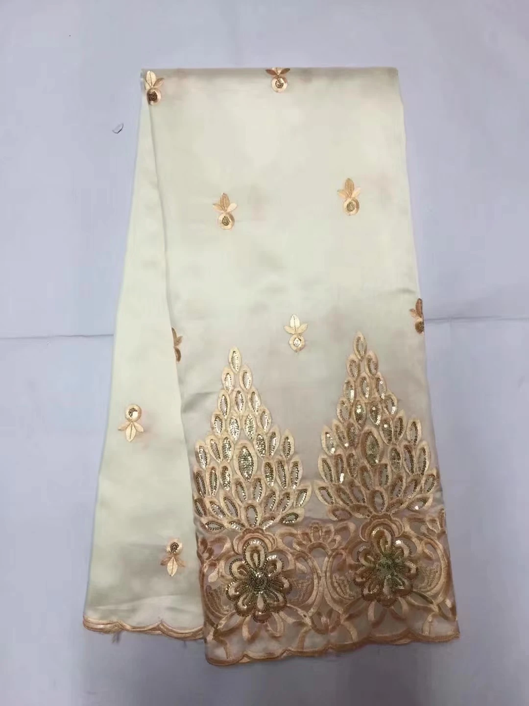

Nice looking African George Fabric High Quality Afican George Lace Fabric with Sequin for Wedding B81-1