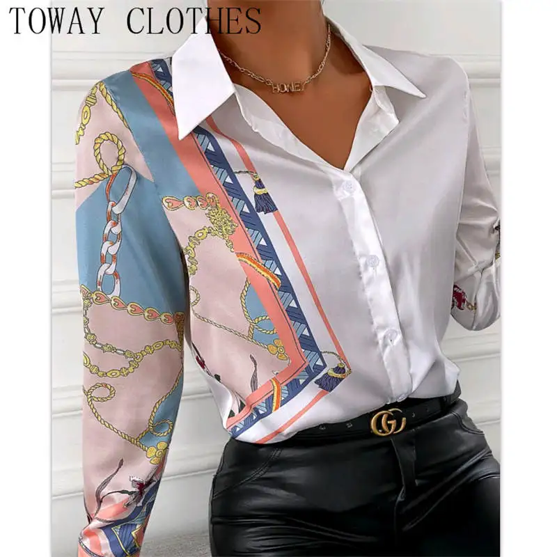 

Женская атласная рубашка с отложным воротником и принтом, на пуговицах