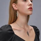 Новинка, Модные Ювелирные наборы для женщин, женское ожерелье с подвеской в виде Властного пламени, серебряного цвета, в форме стрельбы