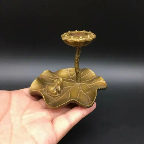 

Chinese pure brass Lotus leaf shaped incense burner statue