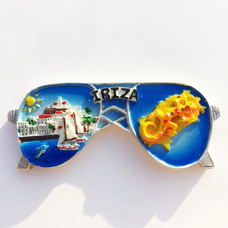 

QIQPP Spain Ibiza Sea View Map Lizard Sunglasses Tourism Commemorative Decorative Crafts Magnetic Fridge Magnet